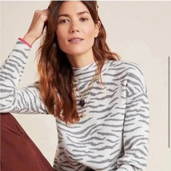Anthropologie Sweaters - Anthropologie Mock Neck Gray Zebra Print Sweater Size Small